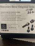 Pre-owned Mercedes-benz Wheel Lock Set A0009909719 Used. Price: $30.00.