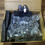 24 Count Glorider 14X1.5MM One-piece Lug Nuts For 2015-2020 F150 New. Price: $33.09.