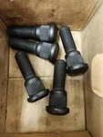 Qty 5*** Meritor R005720R Wheel Stud Multi Position 2.75 In New. Price: $30.00.