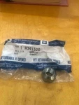 Gm 341529 Set Of Lug Nuts; Genuine Nos New. Price: $18.99.