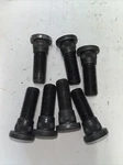 Raybestos Wheel Stud 1089B Rear (box Of 7) Free Shipping New. Price: $13.89.