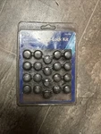 White Knight 761704 20 Wheel Lug Nut & Lock Kit 1/2" R.h. Black Bulge Acorn New. Price: $21.00.
