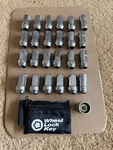 Chevrolet Accessories Lugnuts And Locks 24 Piece Set With Key 85105298 Used. Price: $140.00.