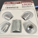 Kia Motors Wheel Locks Anti-theft New. Price: $15.00.