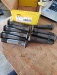 Qty 10***EUCLID E-5869R Wheel Stud Single End Rh 2.75 , 3/4-16 New. Price: $55.00.